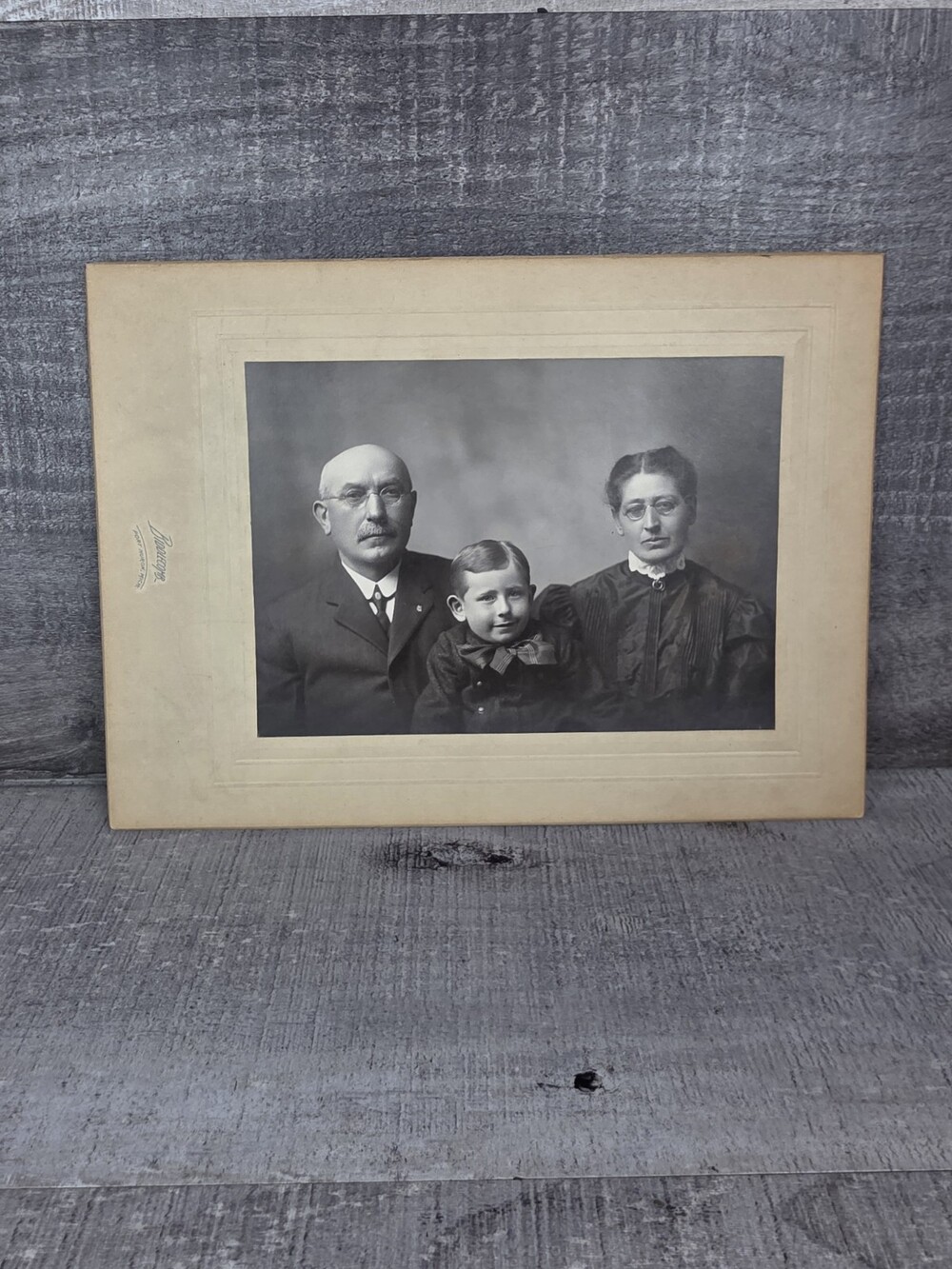 Edwardian Family Portrait Photograph Child Port Huron Michigan Biddlecomb 197.21
